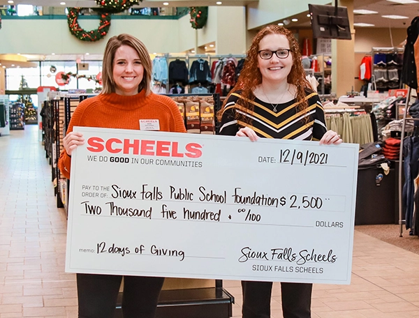 Scheels Donates $2,500 for 12 Days of Giving